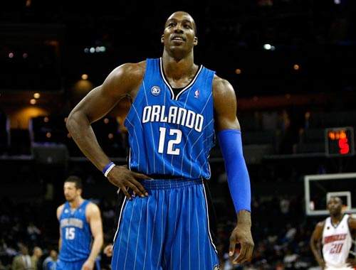 曾经的联盟第一中锋德怀特霍华德,当年联盟第一中锋姚明