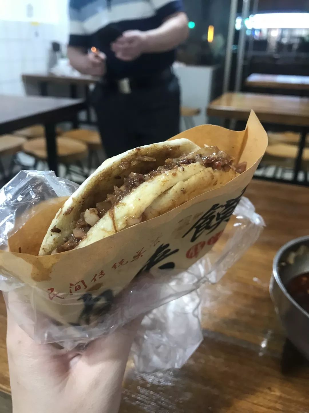 你说，秋天是一档子什么事儿？