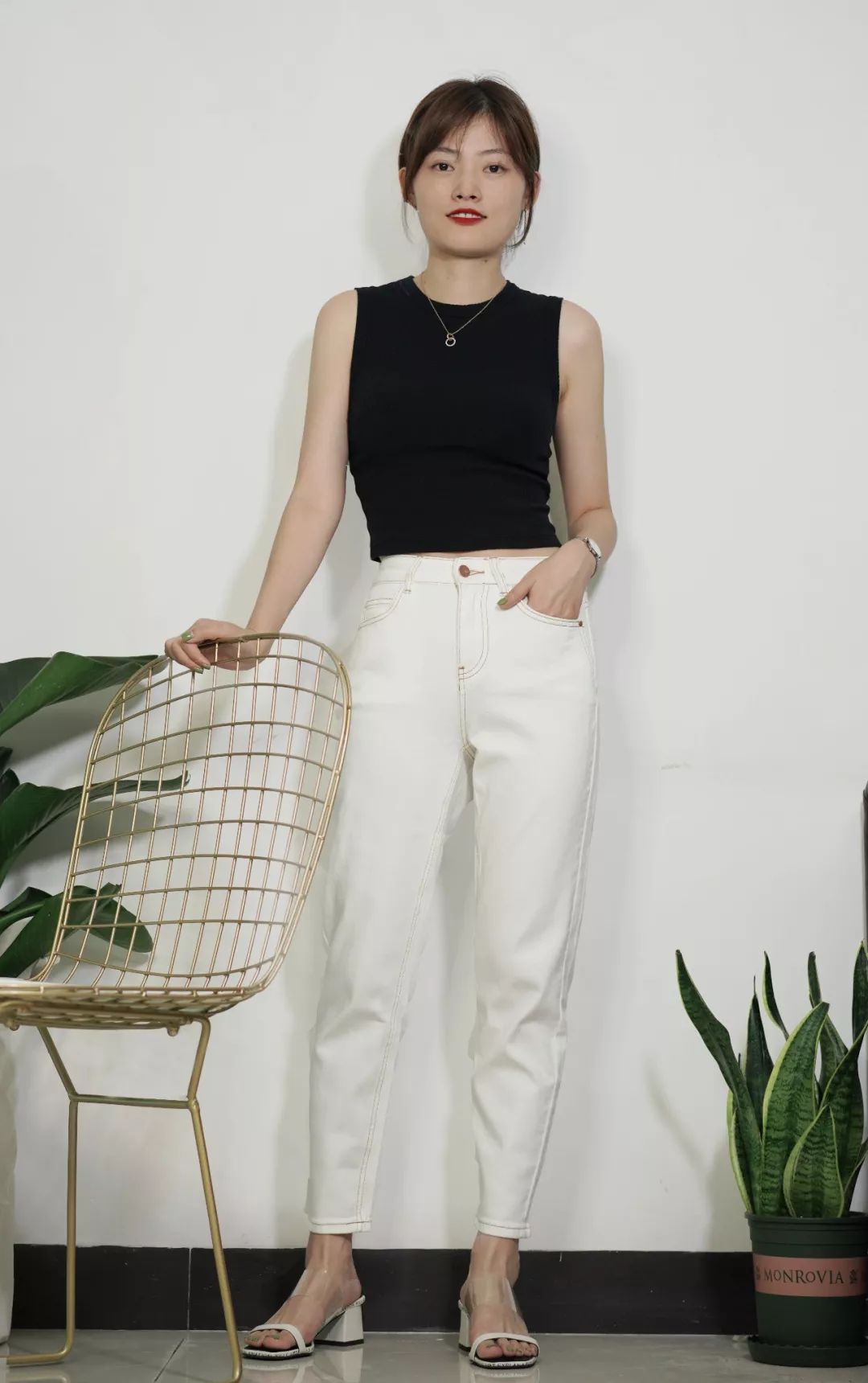 我试了九条白色牛仔裤，这四条太太太好穿了！