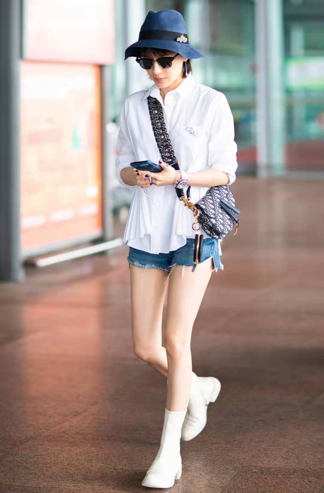 平底鞋高跟鞋怎么搭配,平底鞋对比高跟鞋穿搭