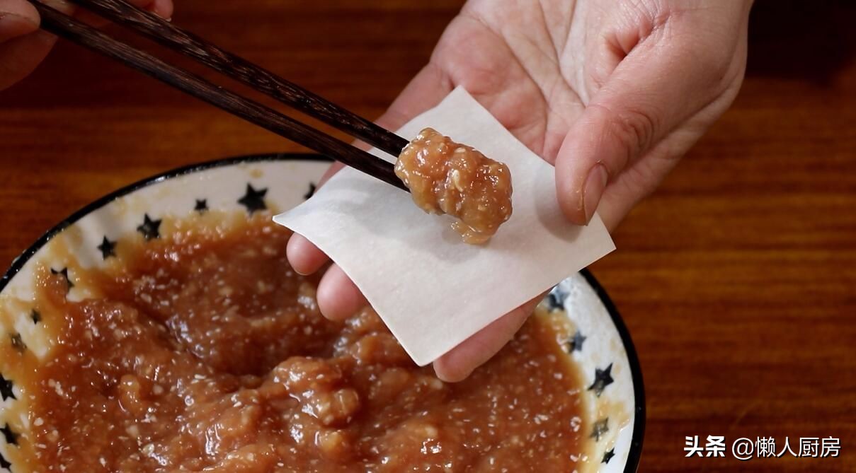 小馄饨的肉馅的正确做法,小馄饨肉馅怎么调比较好吃