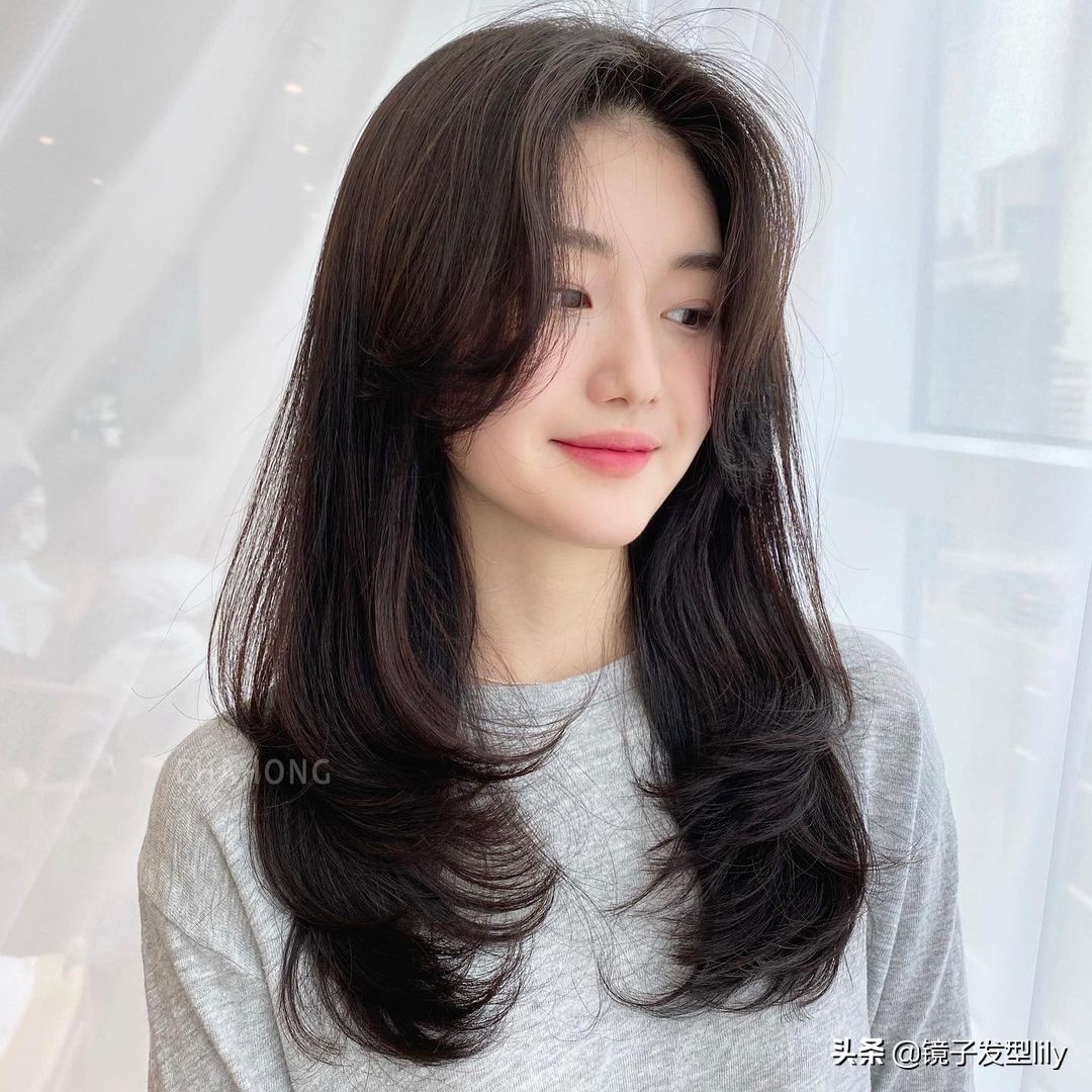 今年最流行的发型减龄要怎么剪,矮个子剪发型显高显气质