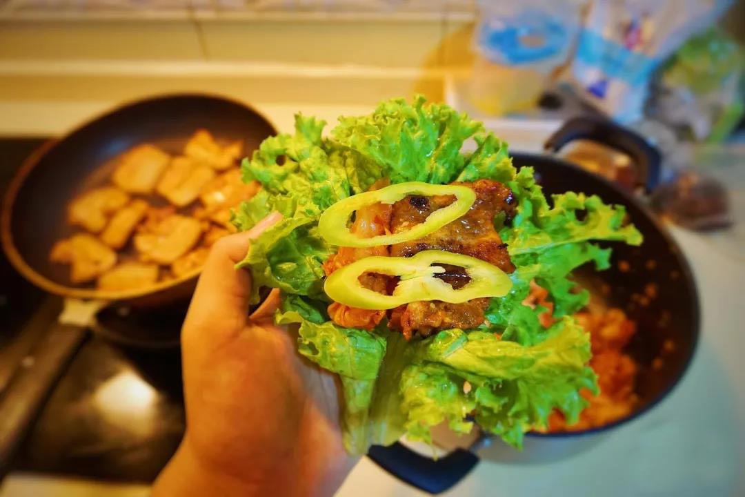 用平底锅烤肉怎么烤最好吃,平底锅韩式烤肉的正确方法