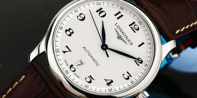 在不对的场合遇到对的人,在正式的场合更好相见