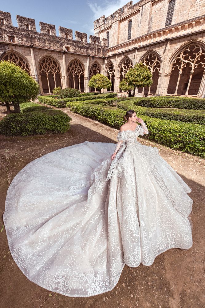 世界顶级婚纱高级定制,婚纱高级定制设计