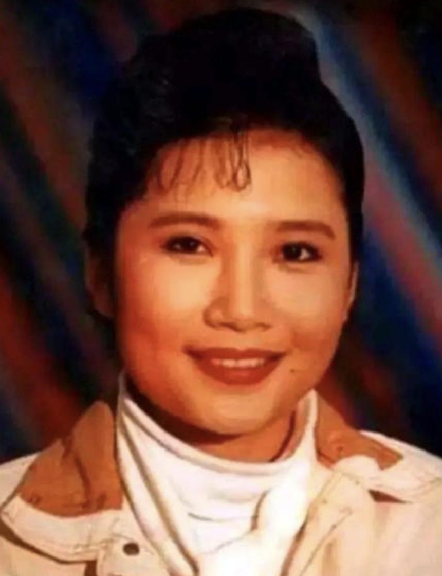 消失25年的李娜如今去哪了,李娜风头正盛时为何选择出家