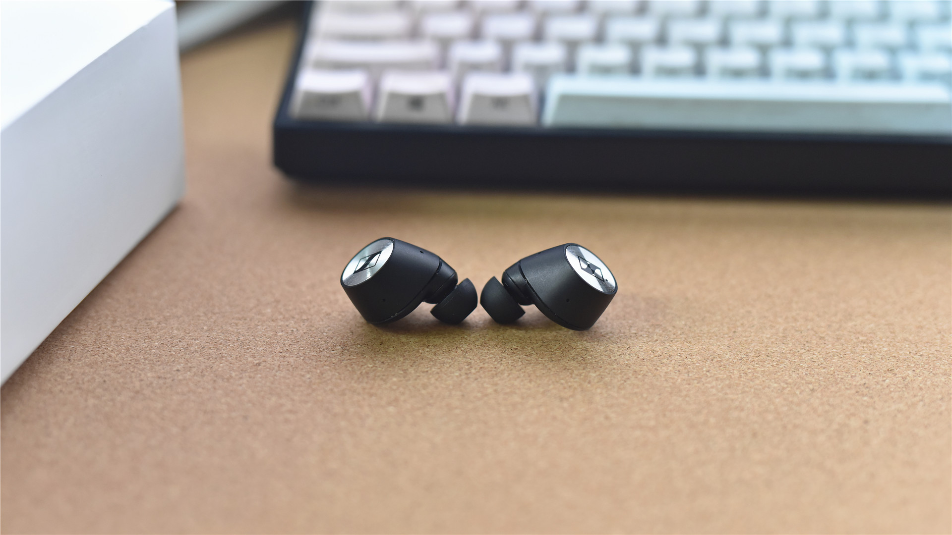 森海塞尔真无线4代佩戴感受,森海塞尔momentumtrue真无线一代