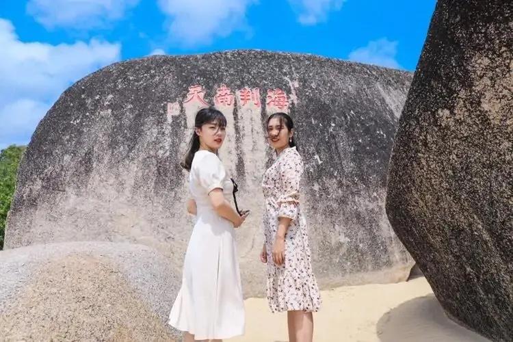 天涯海角就是一块大石头,海南岛天涯海角石头还在吗