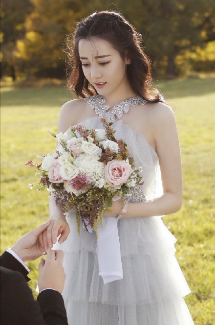 陈都灵章泽天谁最漂亮,90后的杨紫长得好看吗