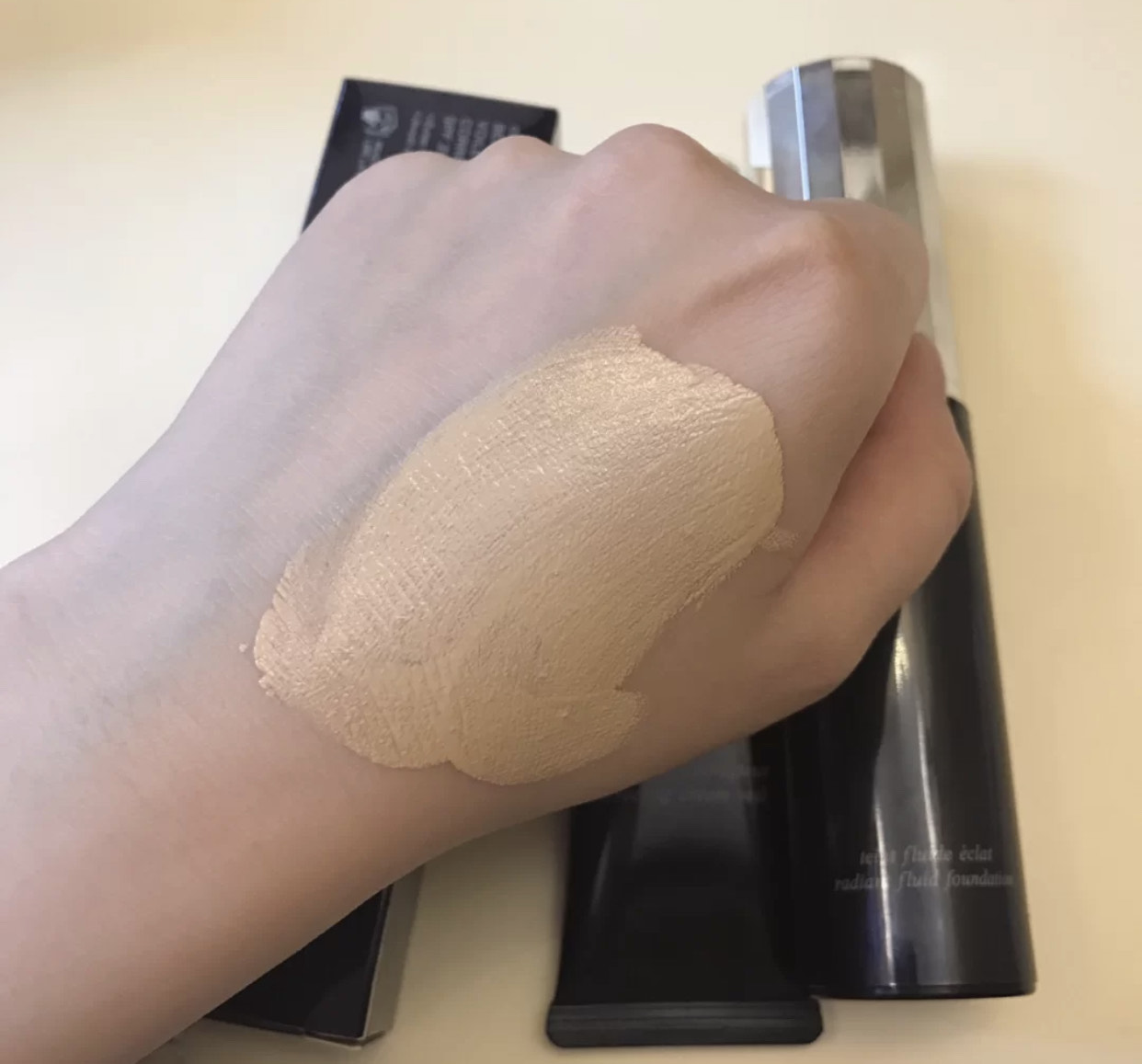 兰蔻和mac哪个粉底液好,口碑最好的粉底液