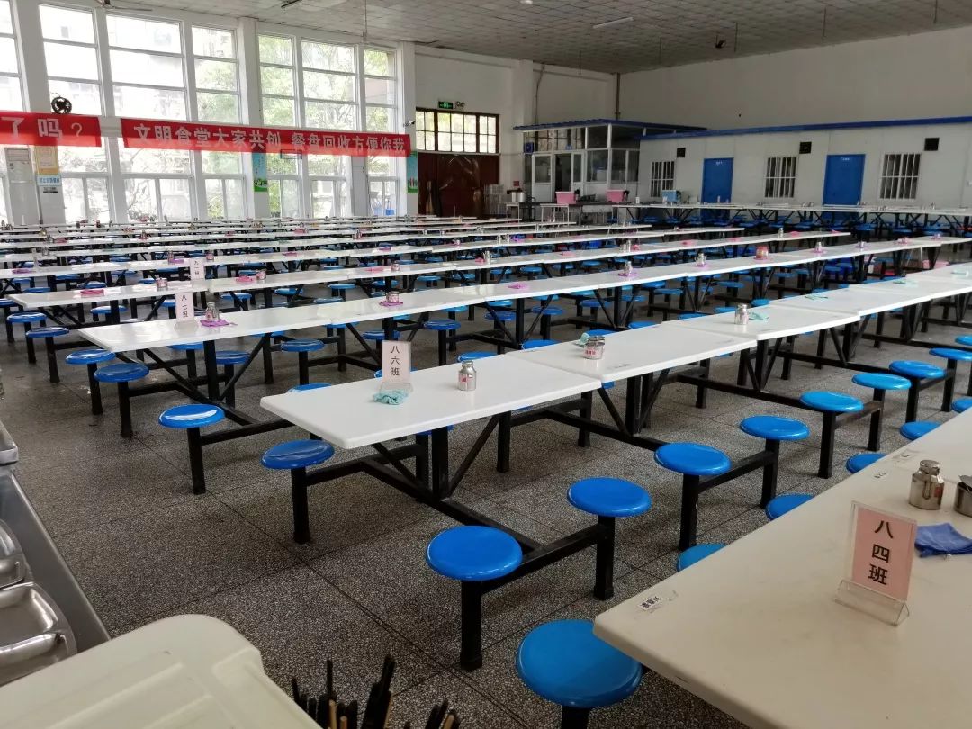 2021年郑州小升初择校必看的15所热门民办初中食宿情况集合