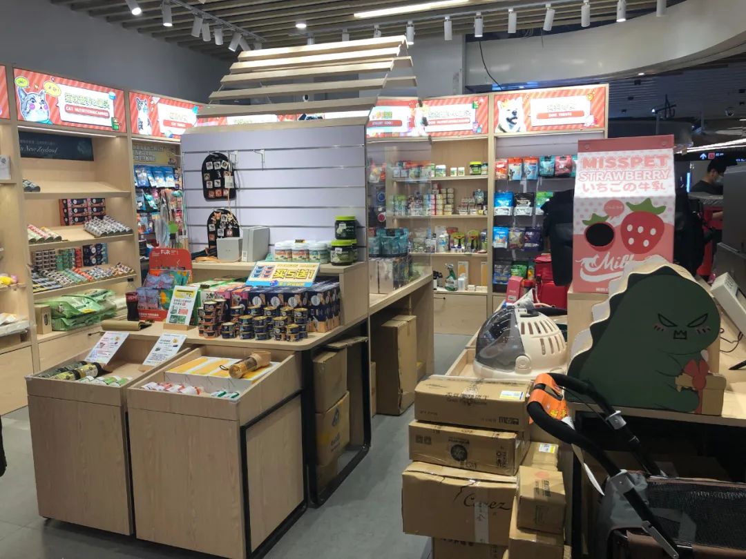 靠十平米小店铺月挣10万,10平米店做什么可以月入过万