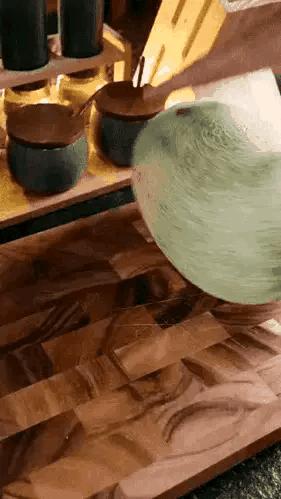 上厕所没有厕纸只能用绳子,上厕所没有卫生纸能用吗