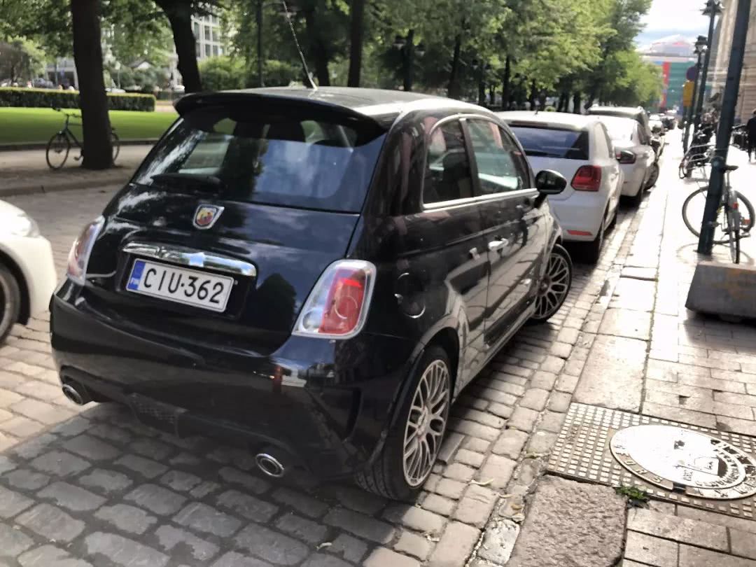 这地方一张罚单78万!豪车开出租家用车是“破烂”,咋回事?