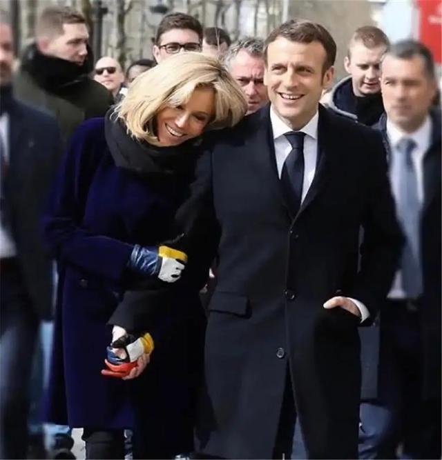 法国第一夫人为美花钱无底线，花760万买500个口罩！力求全身穿LV