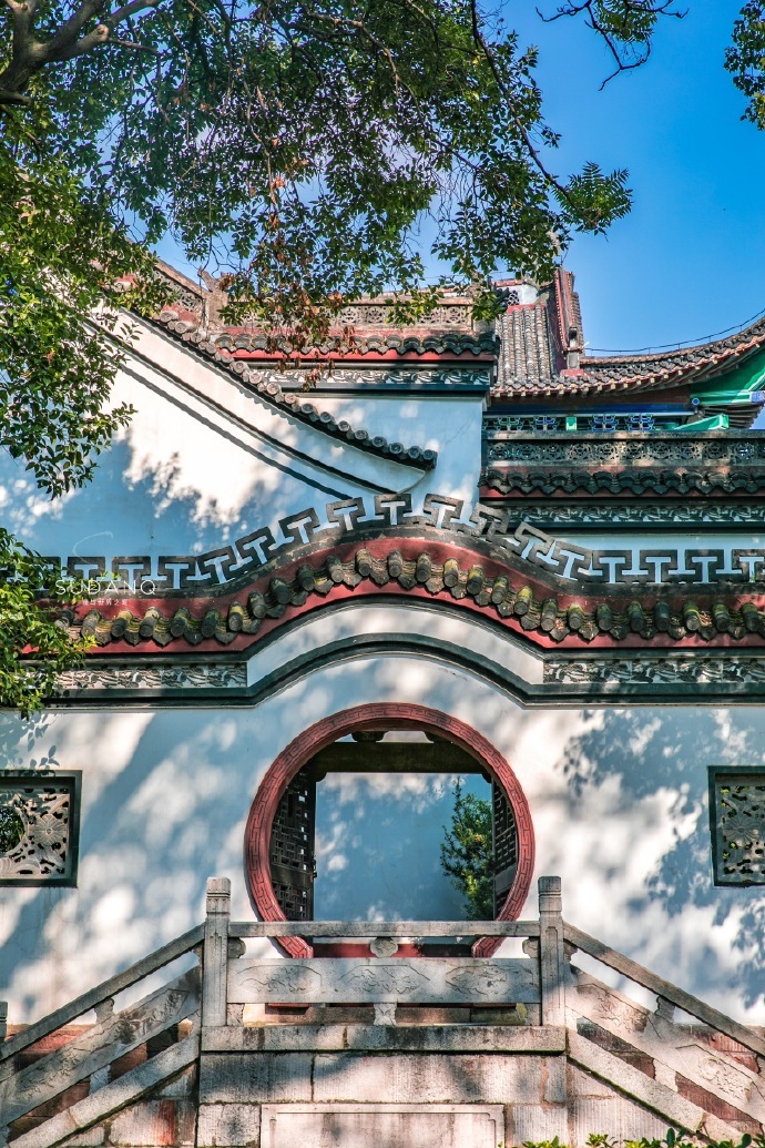 武汉著名的风景有黄鹤楼还有什么,武汉除了黄鹤楼还有哪些地方