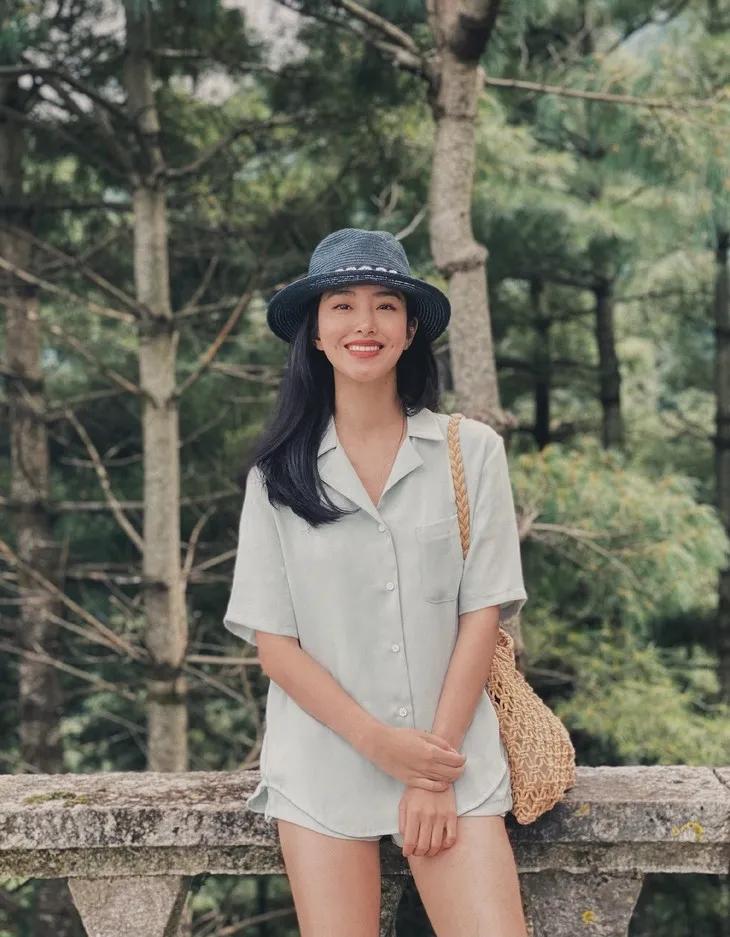 赵丽颖夏日装扮,夏日草帽赵丽颖