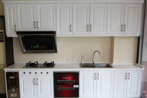 橱柜吸塑门板好还是亚克力门板好,橱柜吸塑门板160一平贵吗