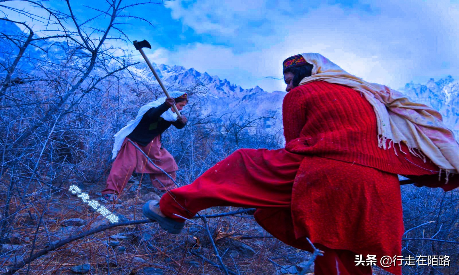 亚洲最封闭村庄：快递三个月才能到手，女人养家一个顶仨