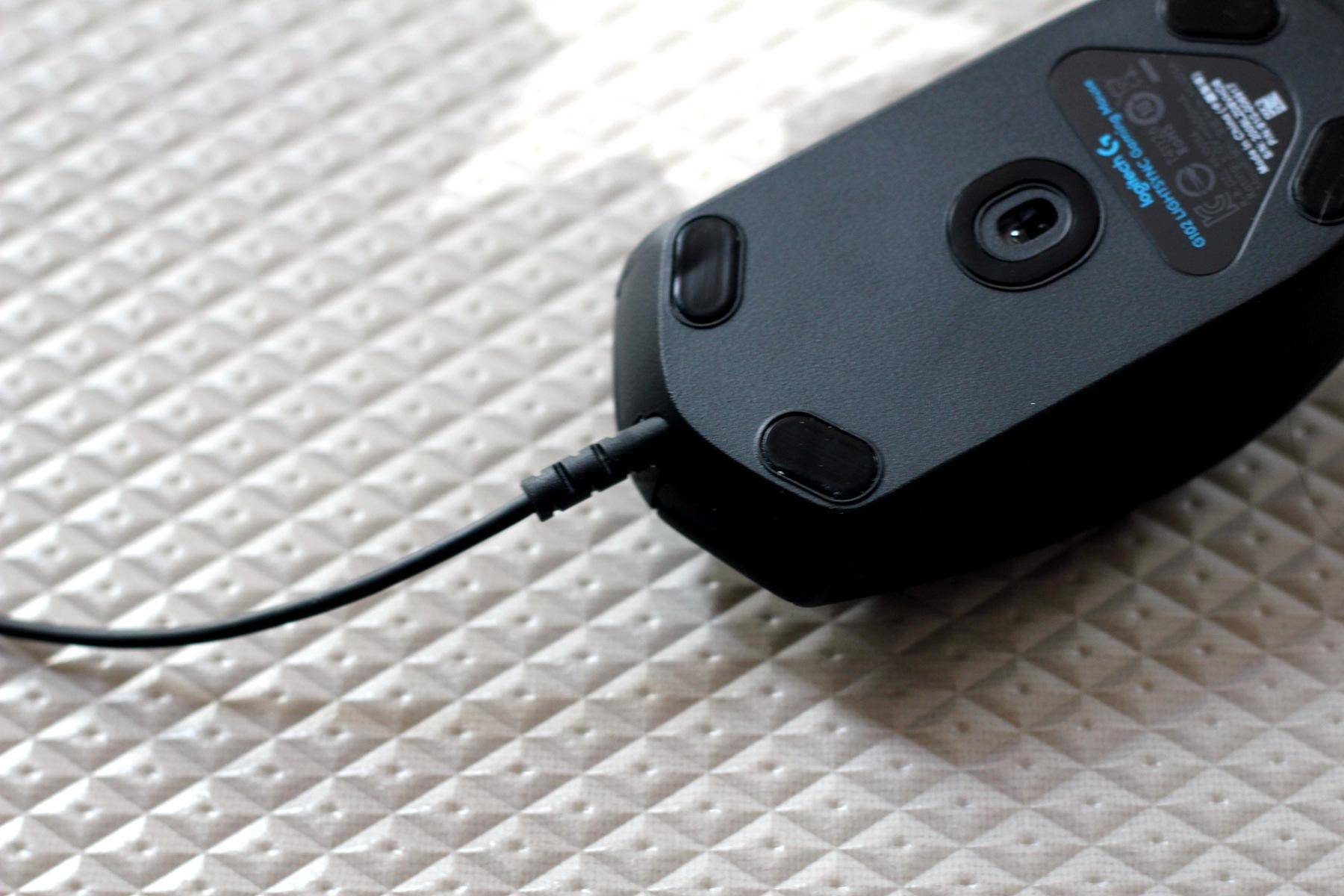 罗技g102二代和一代外观的区别,为什么这么多人推荐罗技g102