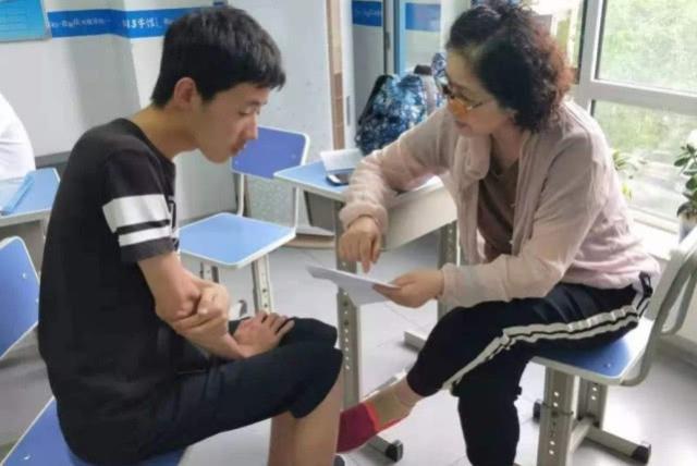 为什么很多人不支持初三复读,为什么有些人不适合复读