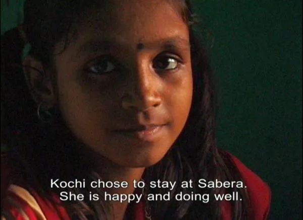 美国女记者卧底贫民窟,美国女记者去印度贫民窟