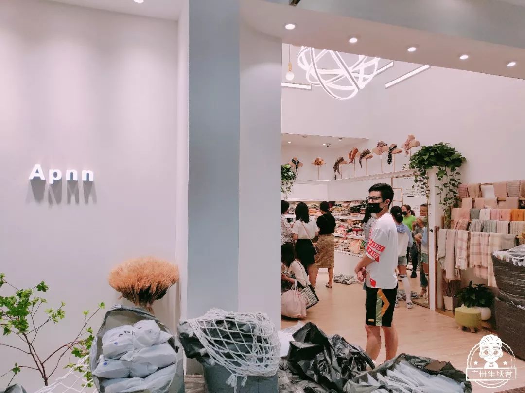 广州服装批发冬季市场哪里最便宜,广州哪里有高品质的服装批发市场