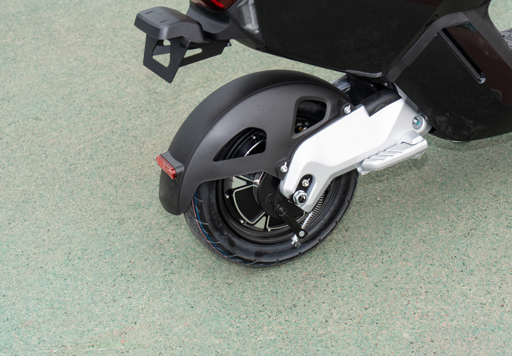 电动车别只认小牛，钱江摩灵能上三种牌，十分给力