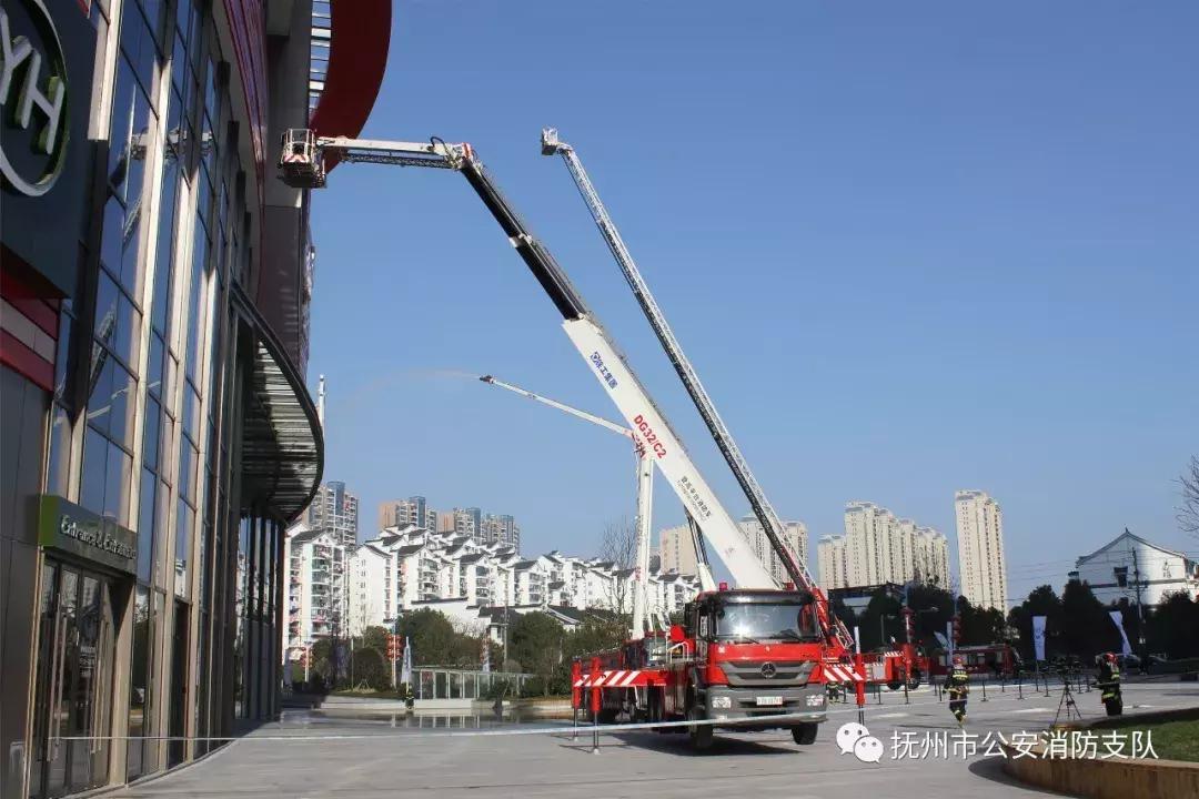 抚州支队组织开展大型城市综合体“三随三实”实战拉动演练