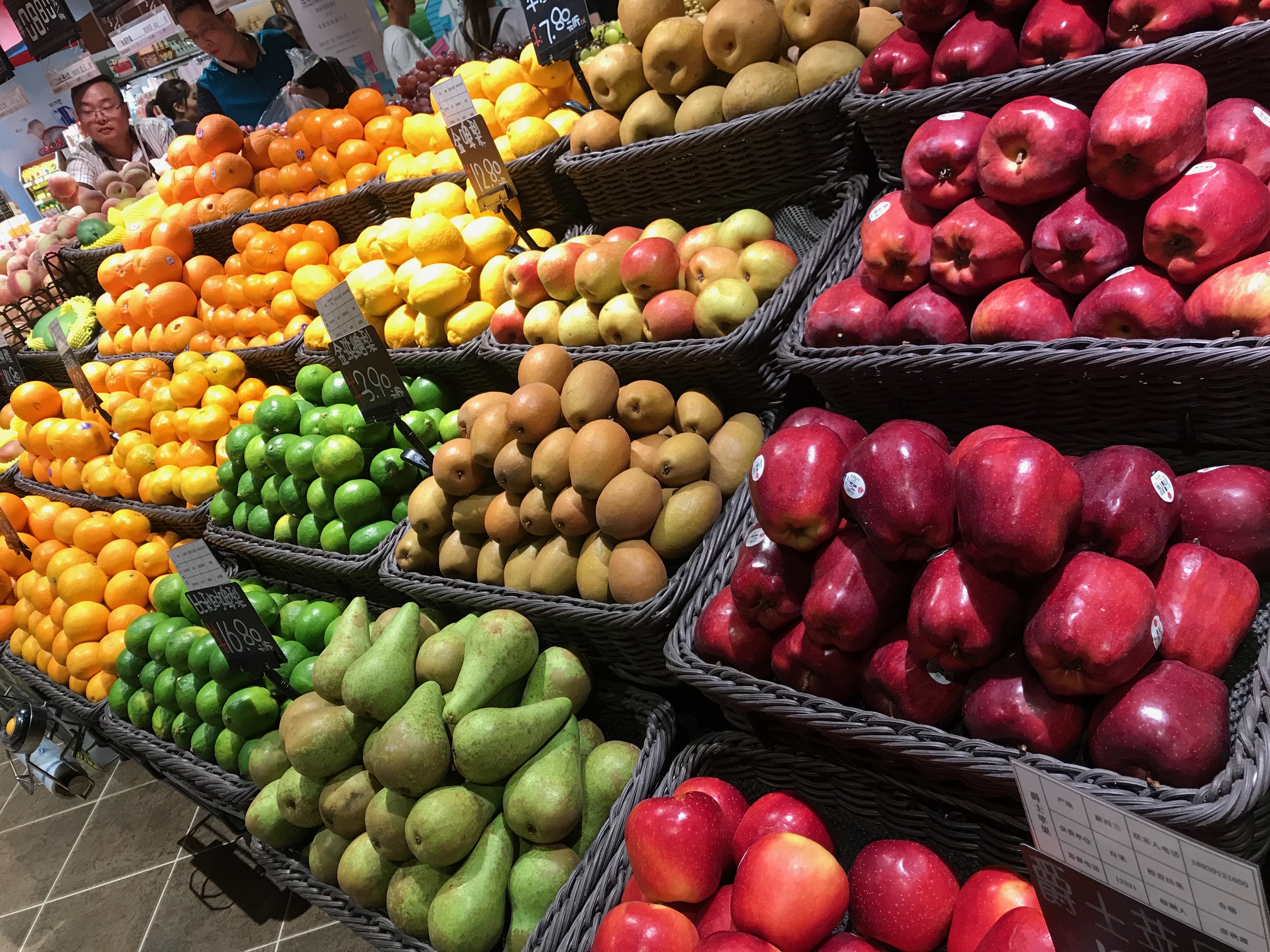 水果店是加盟好还是自营好,加盟水果店与自己进货哪个便宜