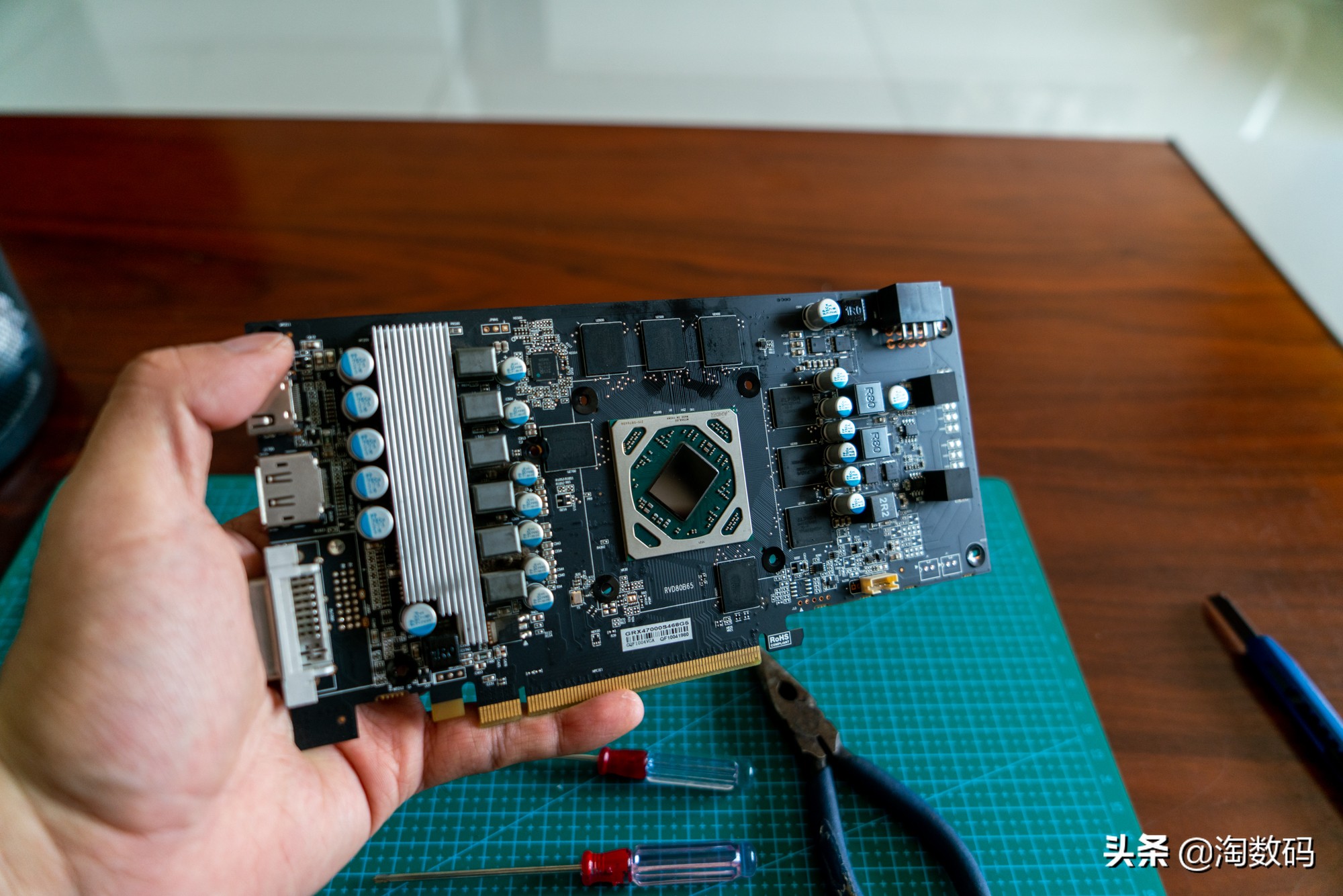 rx470矿卡寿命,蓝宝石rx470超白金更换硅脂