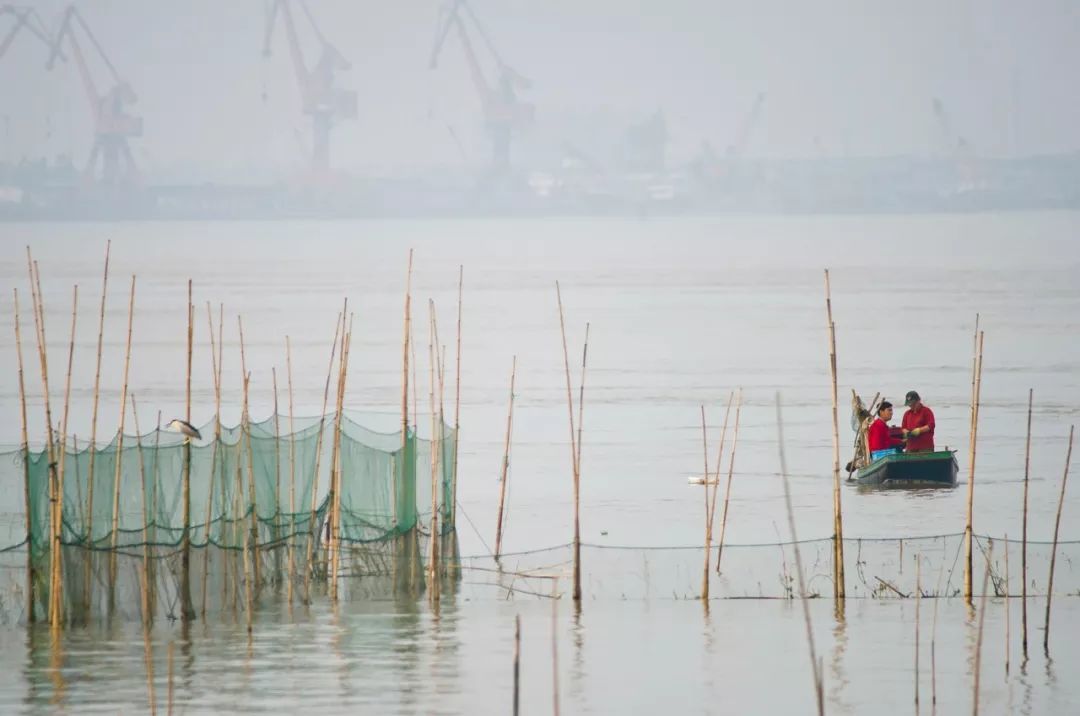 鍙戠數姘村簱鍏婚奔,鍙戠數姘村簱