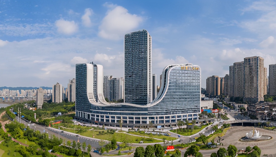 重庆融汇半岛酒店测评,以爱之名重庆