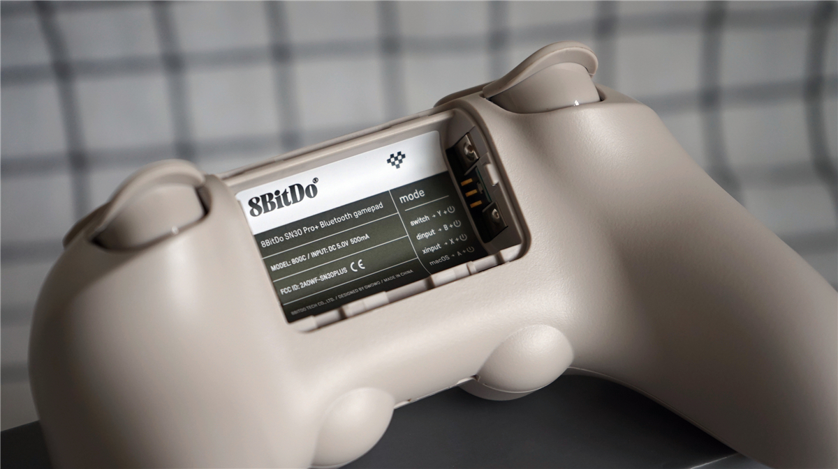 八位堂蓝牙手柄测评推荐,八位堂sn30pro手柄