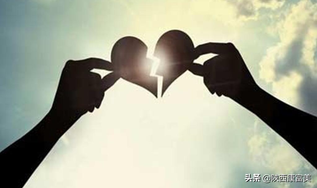 分手后的心痛怎么缓解,女孩子心被伤透了怎么挽回