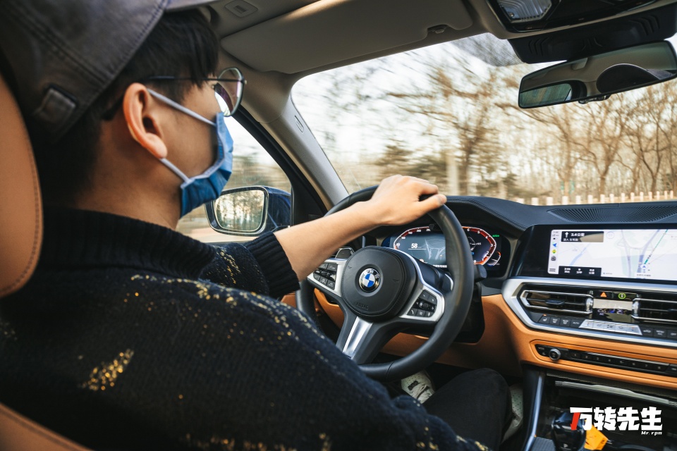 宝马330li试驾2021白色,新款宝马330li试驾