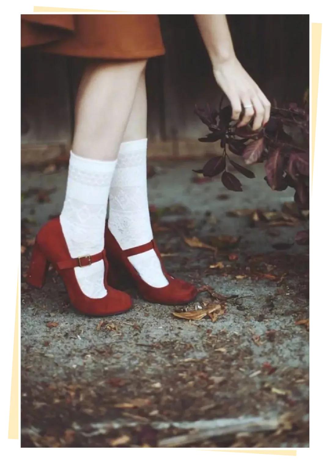 匡威converseonestar米白黑色,匡威好看的鞋款推荐