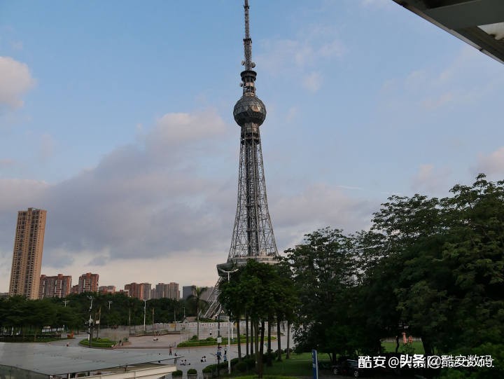 小而精视频,三星galaxys10e评测