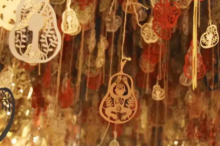 广州90后妹子用顶级纸艺解剖人体，看过的人惊艳到灵魂出窍