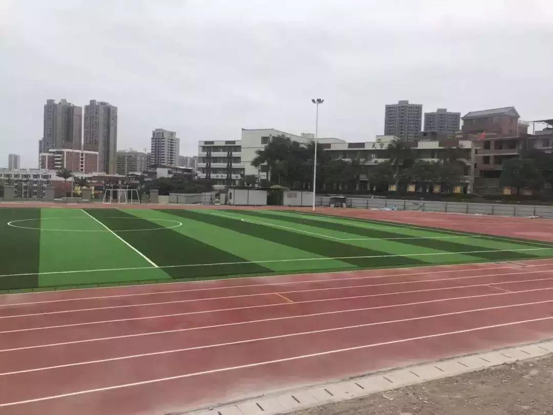 柳城中学在建什么,柳城小学操场