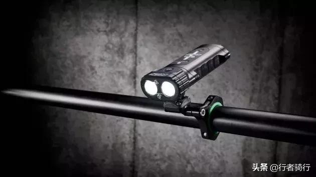 外媒评选十佳车,最实用的自行车灯