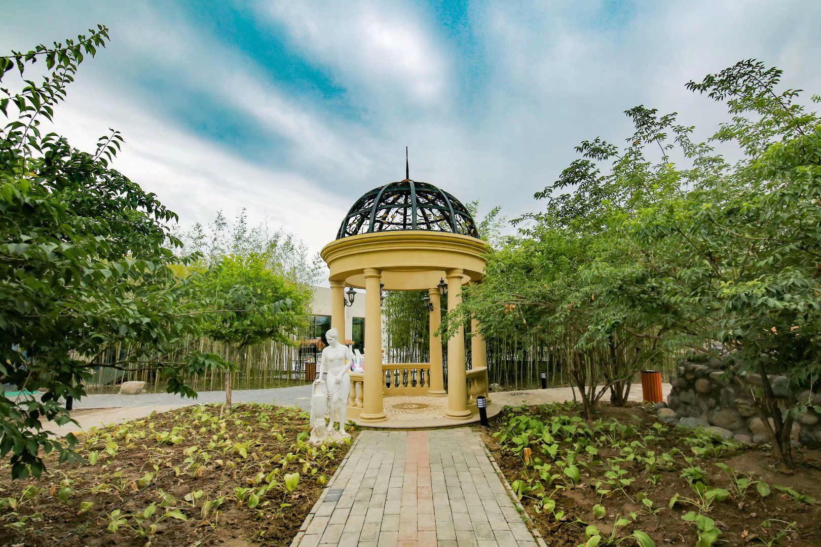 北京蓝调庄园滑雪场,这个冬天来滑雪吧