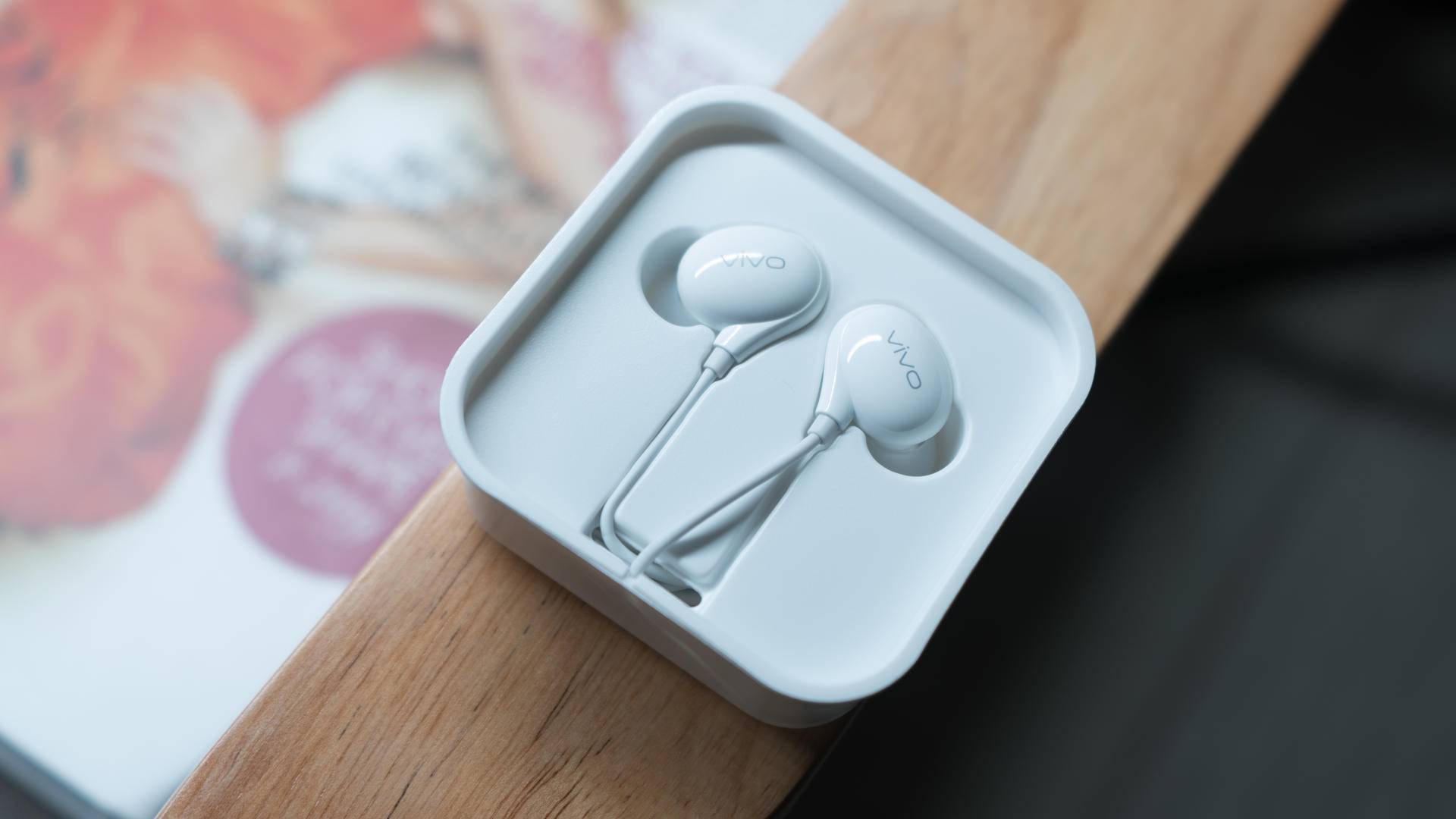 vivox27搭配零界全面屏设计,vivo最美旗舰手机x27全方面解析