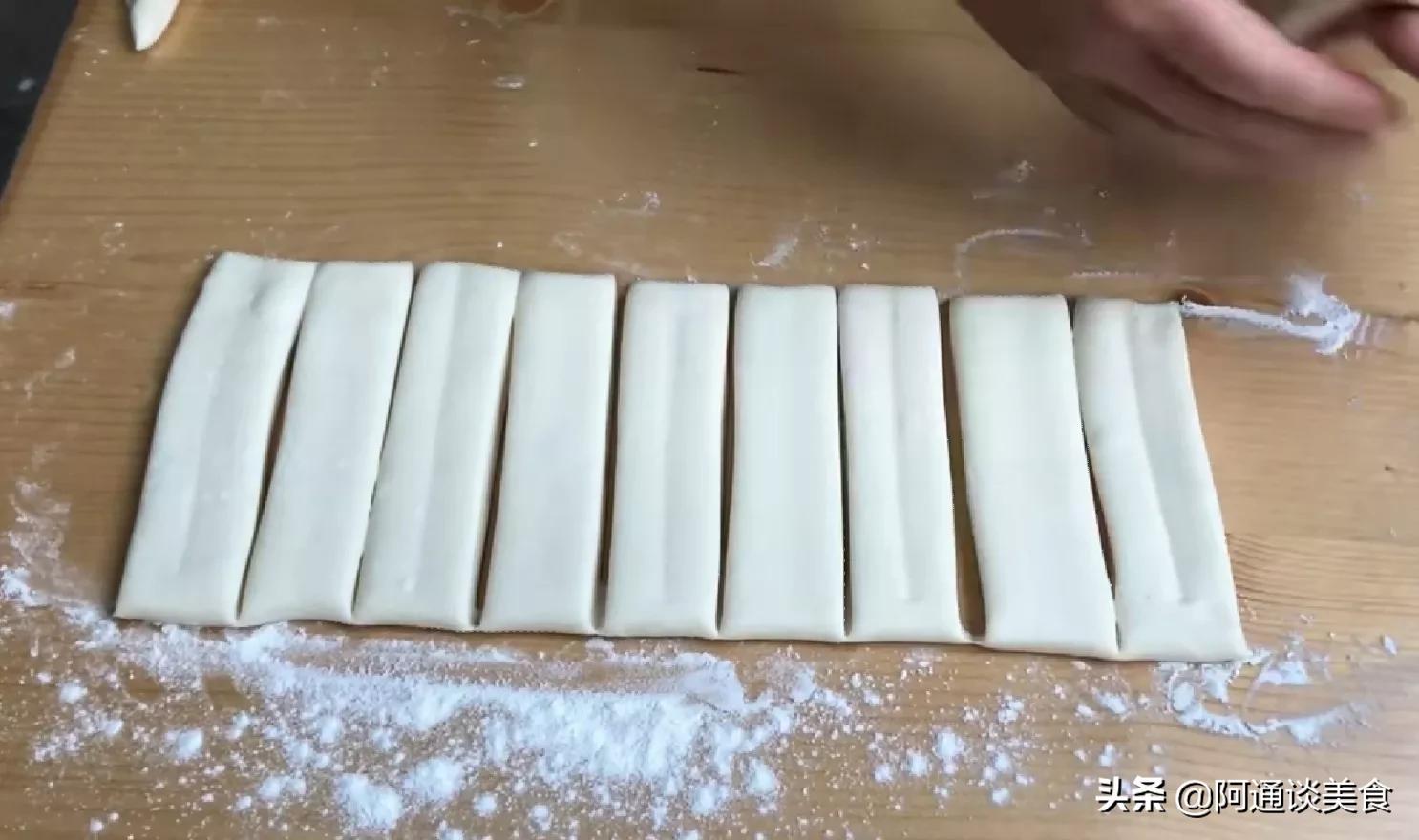 香酥油条怎么做酥脆松软完整教程,油条怎么做酥脆松软完整教程早餐