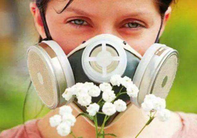 鼻炎折磨的一夜未眠,鼻炎试过很多方法都不行