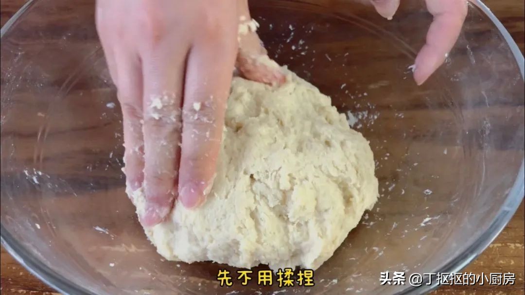 怎么用揉面机做吐司,不用揉面机怎么揉吐司拉丝