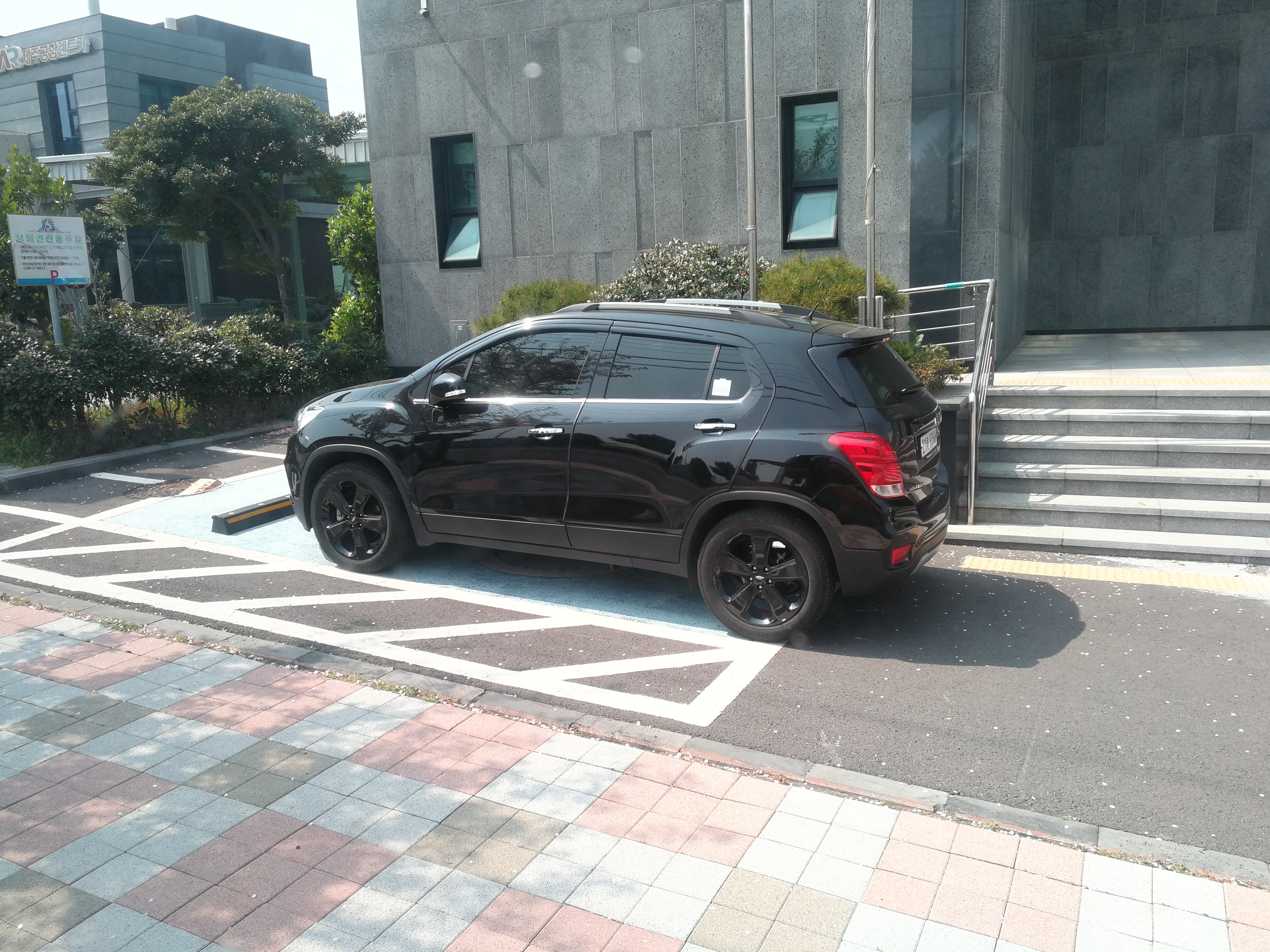 看一看济州岛上的汽车，你就明白韩国国民对本土汽车品牌的热爱