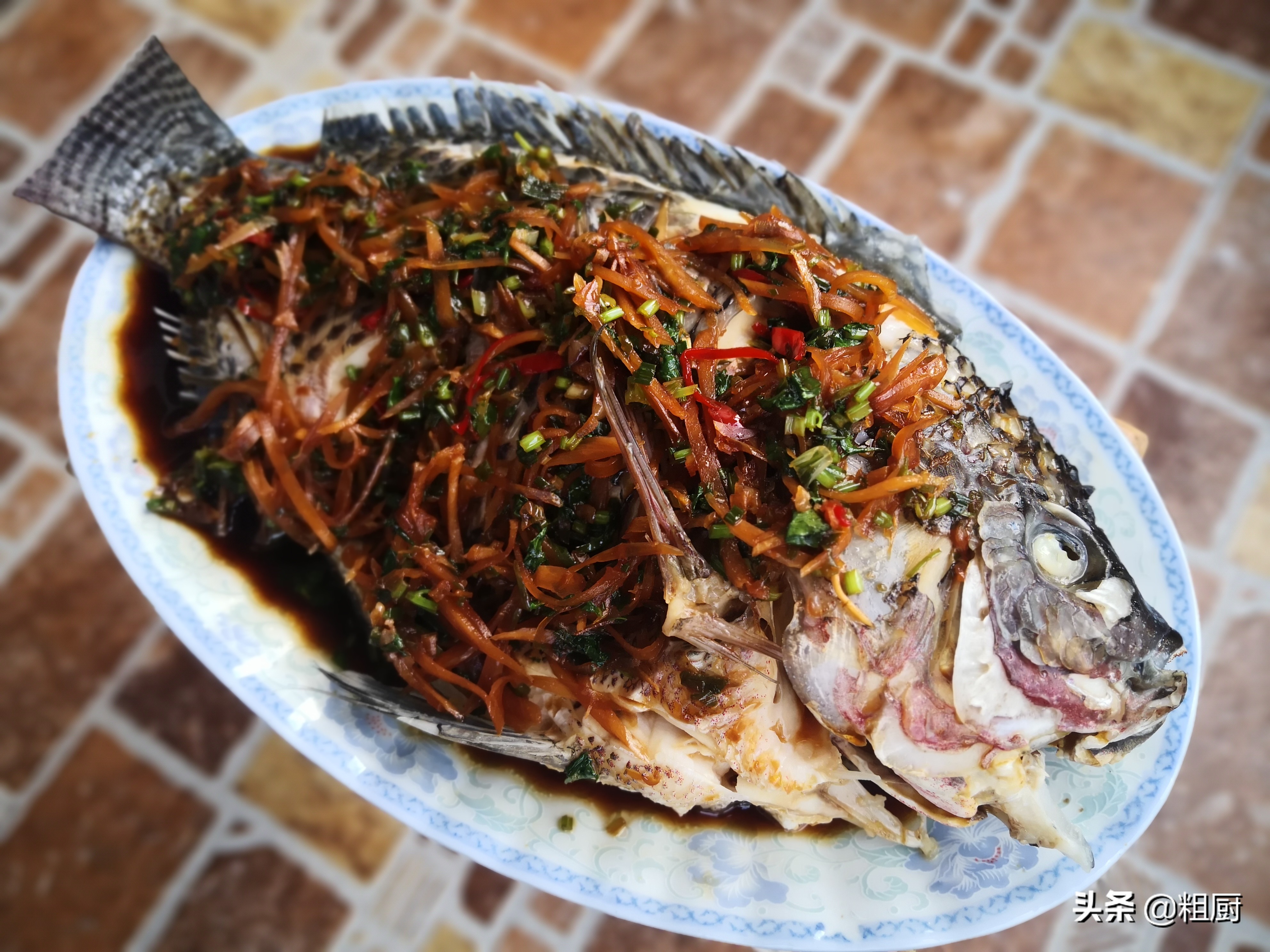 没有油的水煮鱼你吃过吗,不辣的水煮鱼好吃视频