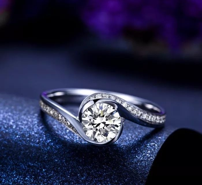 钻石戒指戒托经典款式,戒指经典款式