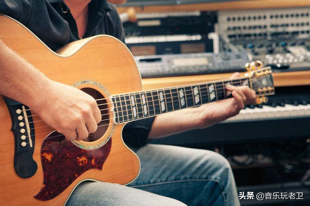 吉他入门零基础自学歌曲平凡之路,如何自学好吉他弹唱